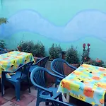 Blumenhotel فندق