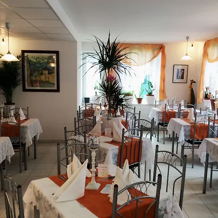 Blumenhotel Hotel 3*