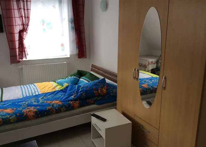 Blumenhotel Szálloda Bergneustadt